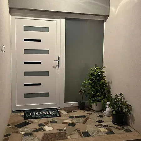 With Parking Space - 25404 Appartement *