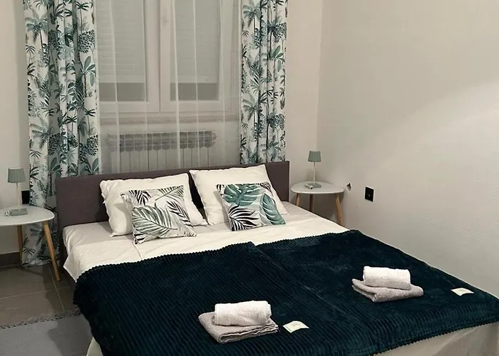 With Parking Space - 25404 公寓 扎达尔